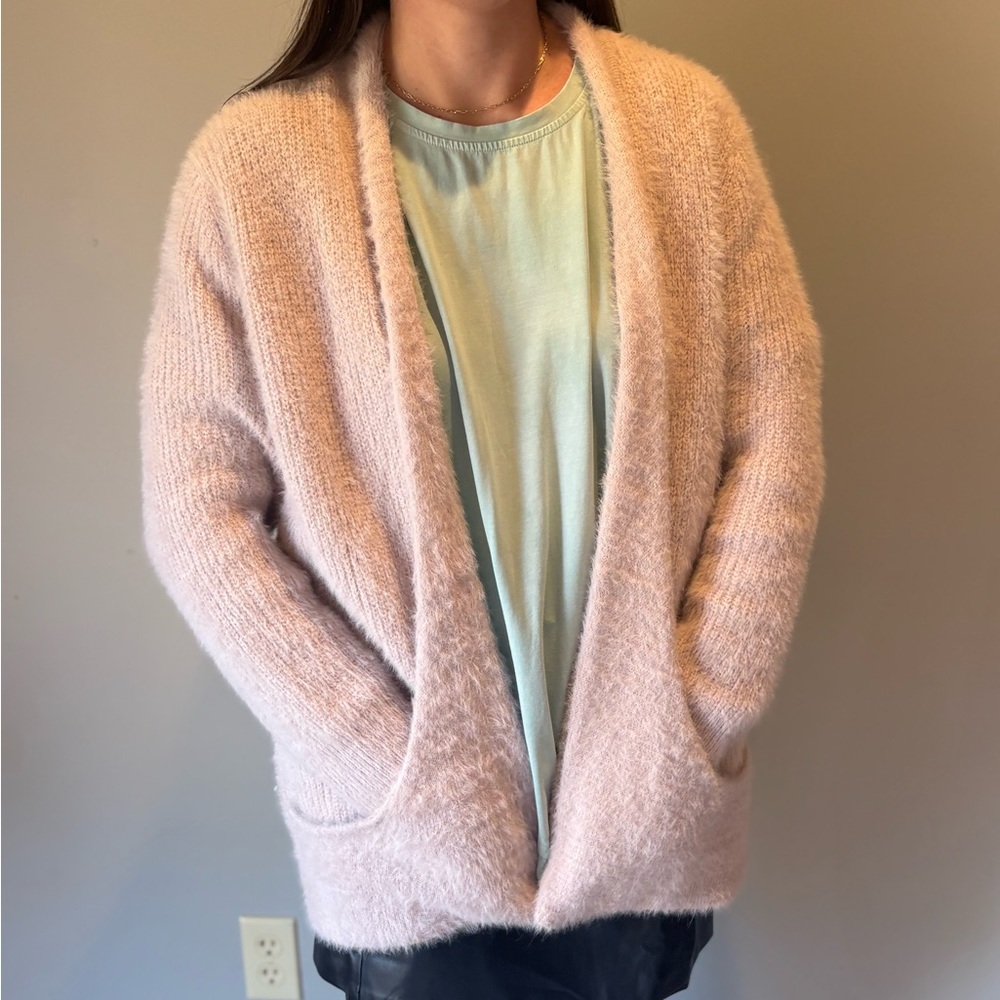 Paper Crane Women's Soft Pink Cardigan